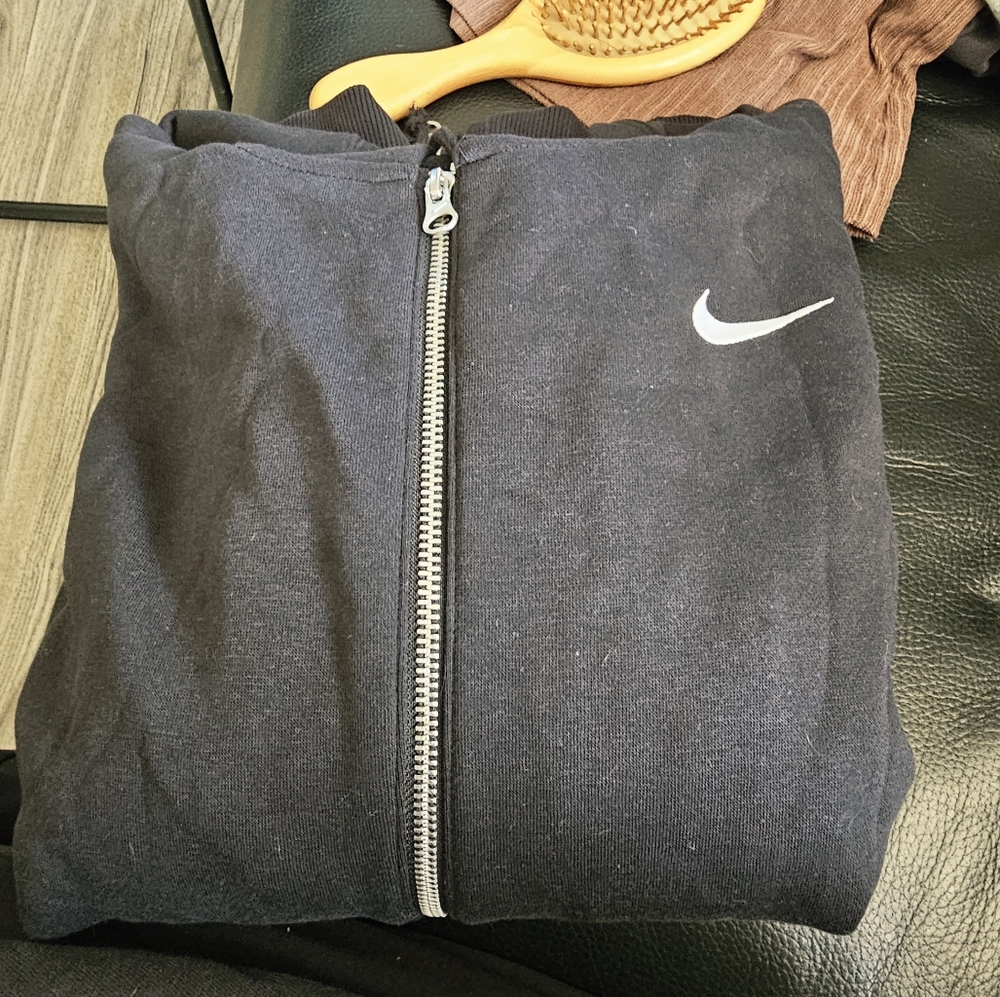 Nike Black Full-Zip Sweatshirt